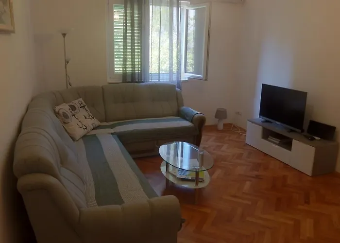 Tea T ビオグラード・ナ・モル