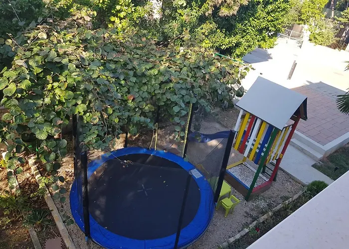 Tea T * Biograd Na Moru