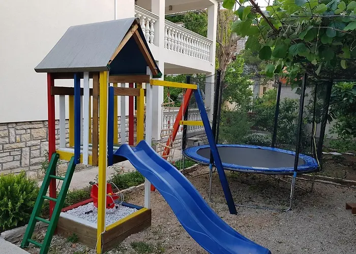 Tea T Biograd Na Moru